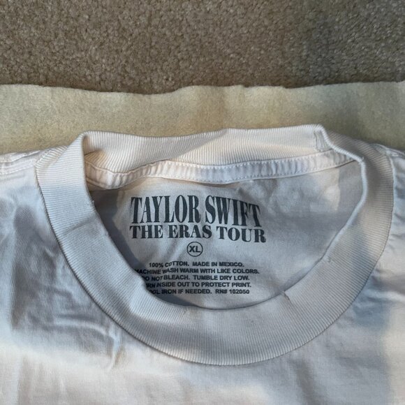 Taylor Swift The Eras Tour Oversized XL Double Sided Tour Dates T-Shirt - New - Picture 2 of 3